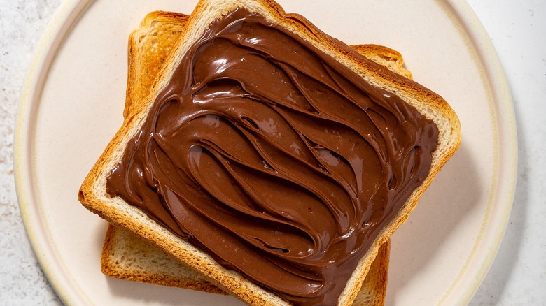 chocolate spread toast
