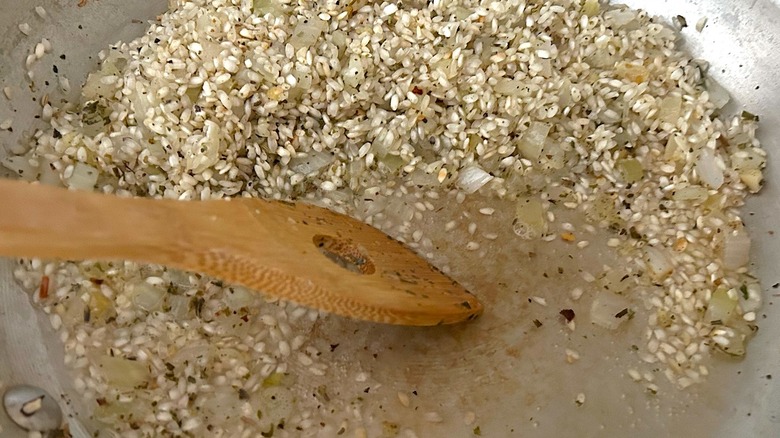 Deglazing the pan with wine