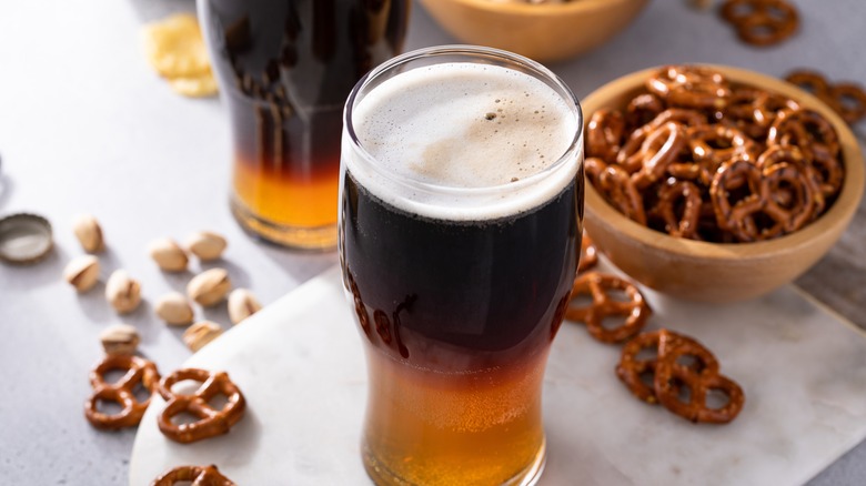 black and tan cocktail with pretzels