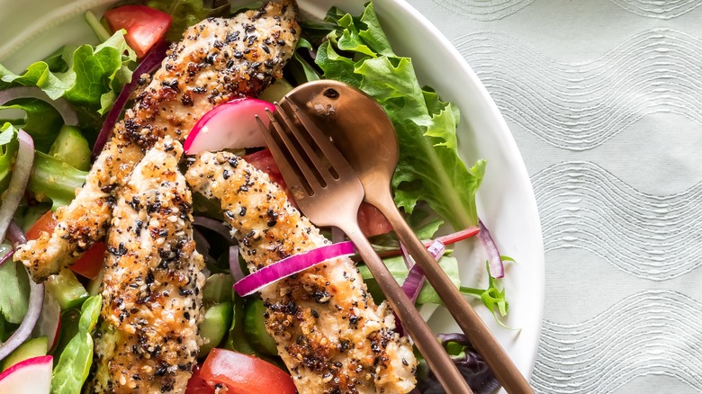 salad with everything bagel seasoning