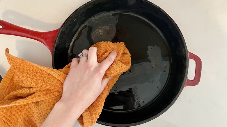 Wet pan dried with towel