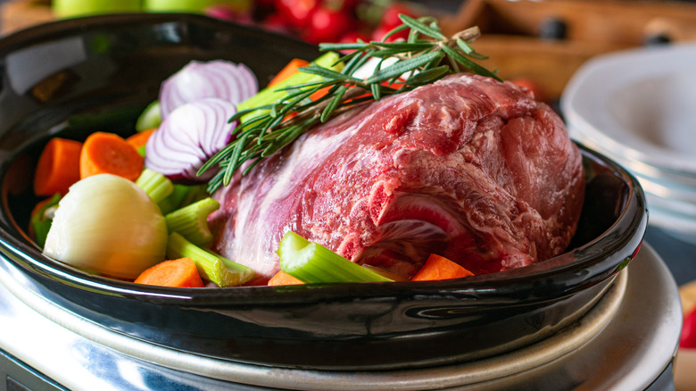 pork shoulder crockpot