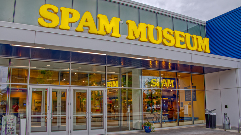 Spam museum exterior and entrance