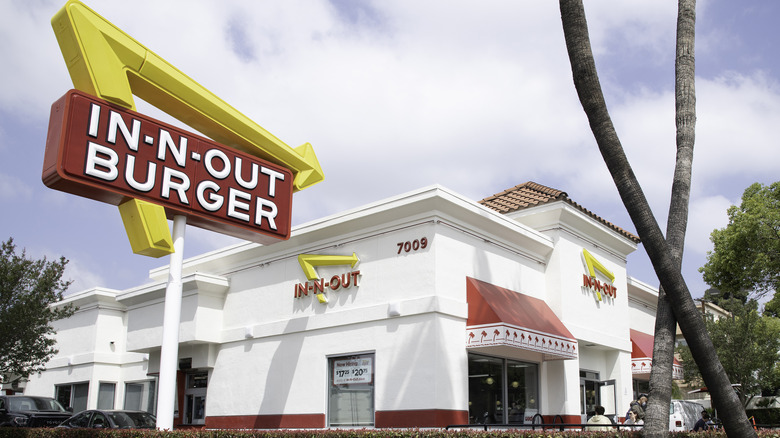 In-N-Out Burger storefront