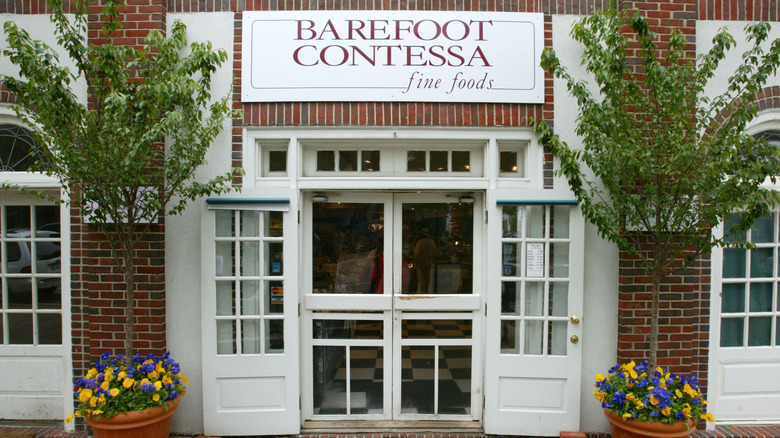 Outside the Barefoot Contessa store