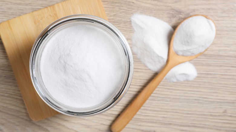 Baking soda in glass bowl