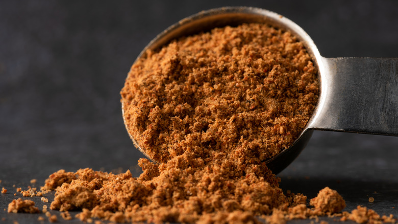 Taco seasoning in measuring spoon