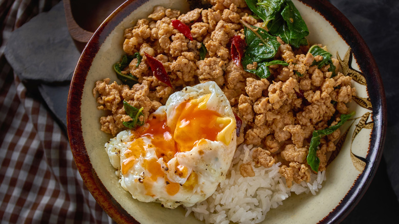 Stir fry and rice plate