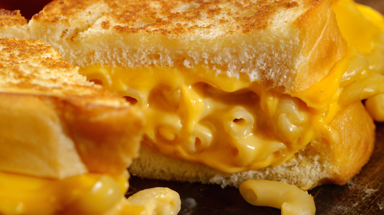 Mac and cheese grilled cheese