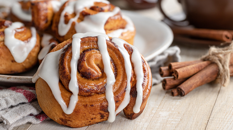 Cinnamon rolls