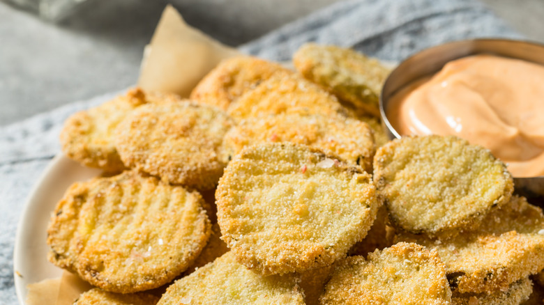 A plate of fried pickles