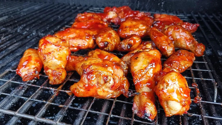 grilled wings with mambo sauce