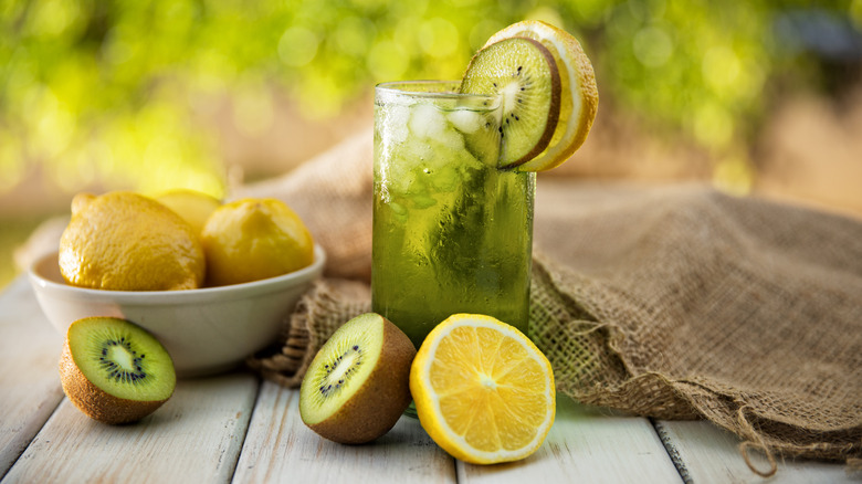 Fruity white wine sangria with green color