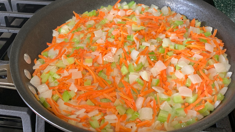 Frying pan with aromatic base for soup