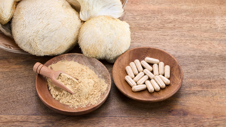 Lion's mane mushroom and supplements