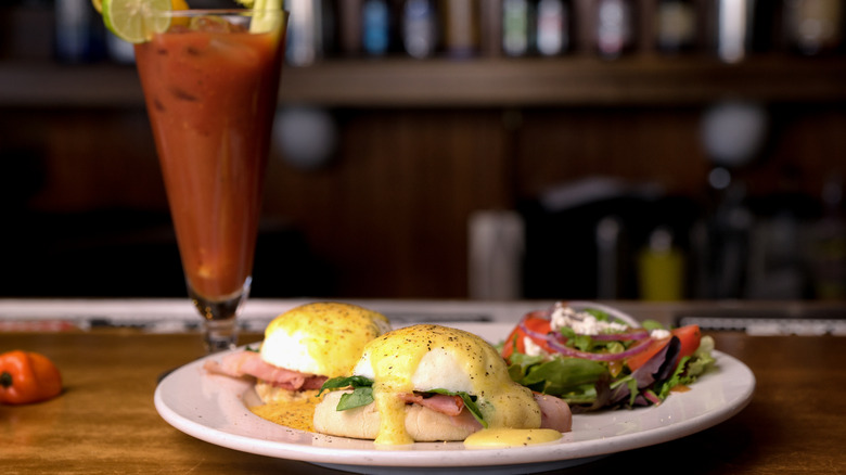 Bloody mary with eggs Benedict