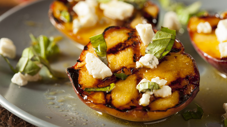 roasted peaches with goat cheese