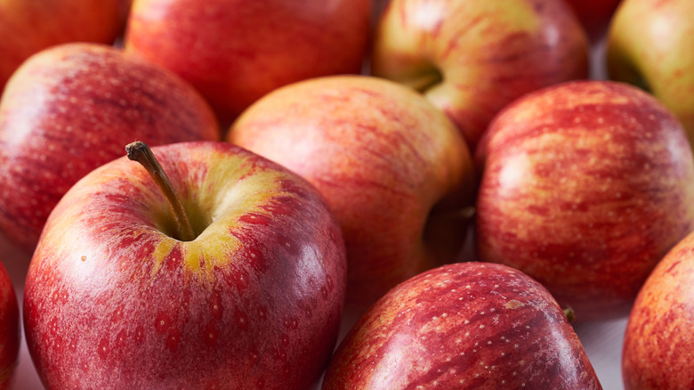 red apples with stems