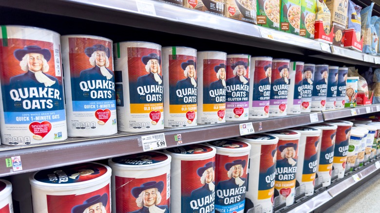 Shelf of Quaker Oats