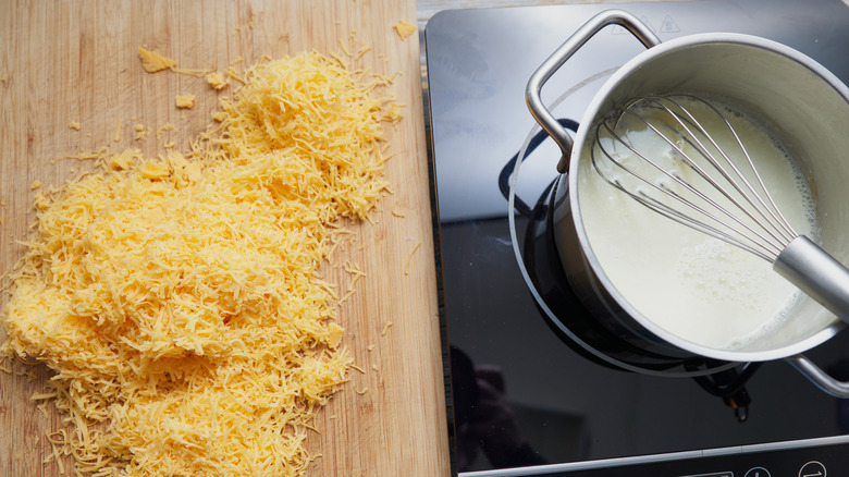 Prepping cheese sauce