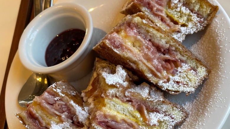 Monte Cristo with powdered sugar