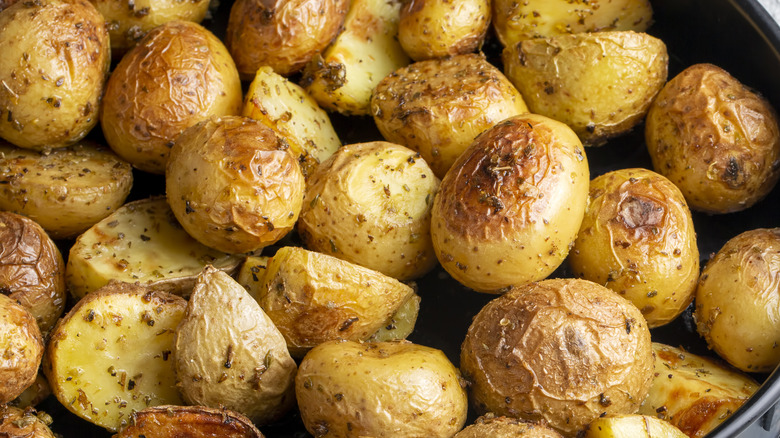 round potatoes in pan