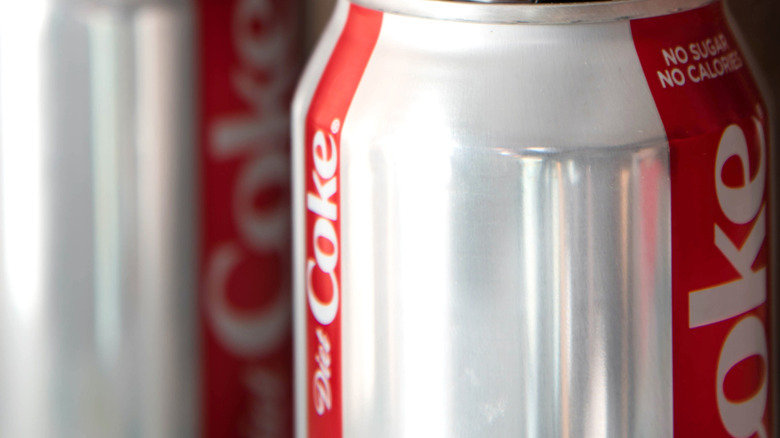 Cupcake on a soda can