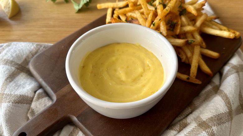 Aioli with French fries