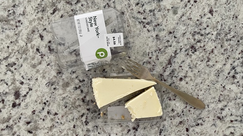 Publix cheesecake slice in packaging