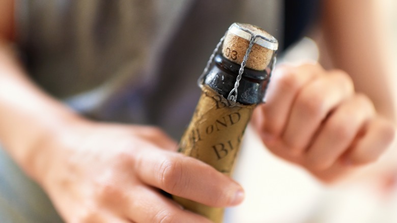 Removing a bottle's cork