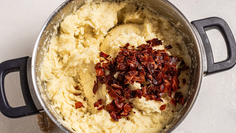 chopped bacon in mashed potatoes