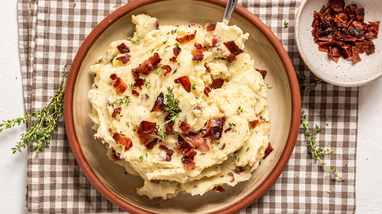 bacon mashed potatoes on plate