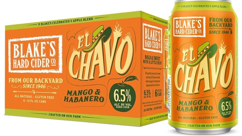 Can and box of El Chavo cider