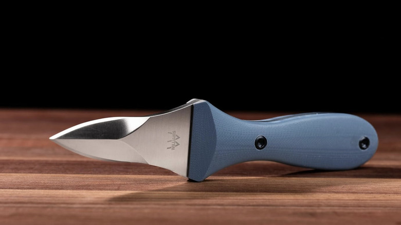 Williams Knife Co. Edisto Oyster Knife with blue handle