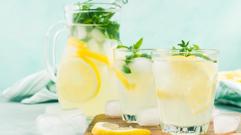 Pitcher and glasses of lemonade