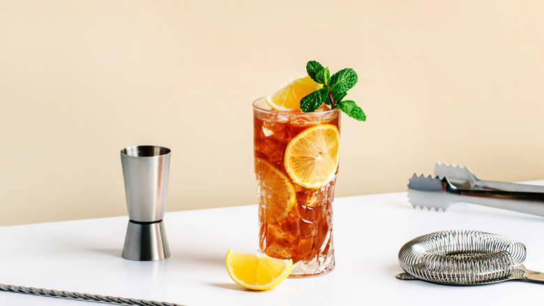 Long Island Iced Tea with mint