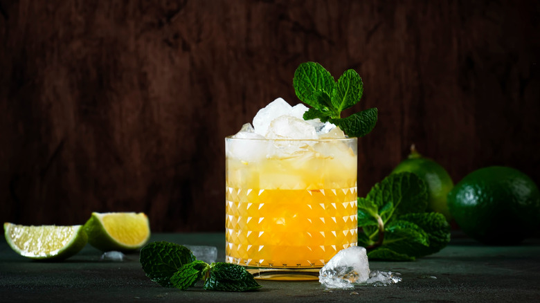 Mai Tai with mint