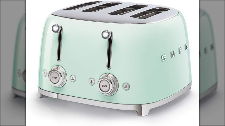 SMEG 4-slice toaster