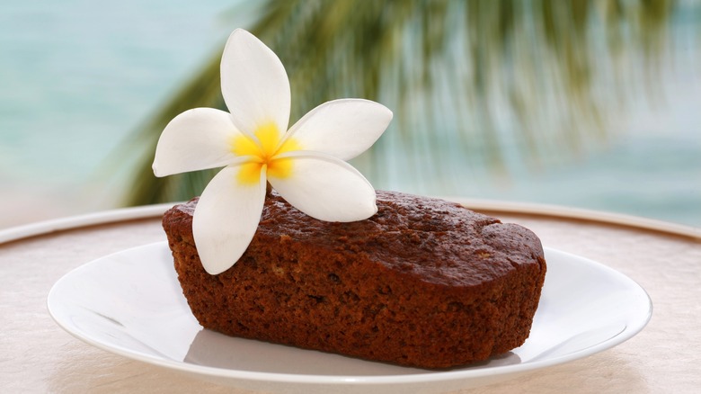 banana bread on plate with flower
