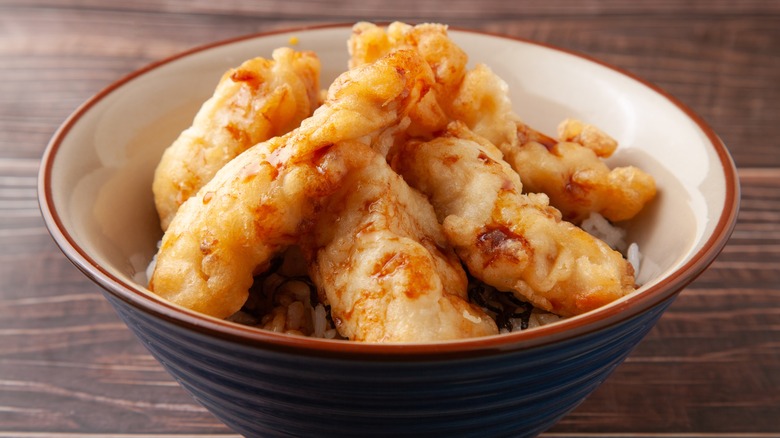 Chicken tempura in bowl