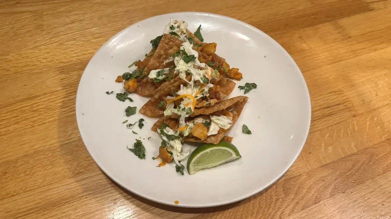 chicken wonton tacos on plate