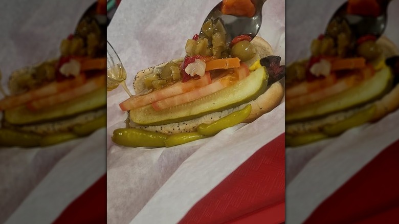 The Wiener's Circle Chicago hot dog 