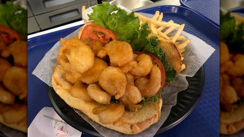 Oscar's Pier 83 fish sandwich