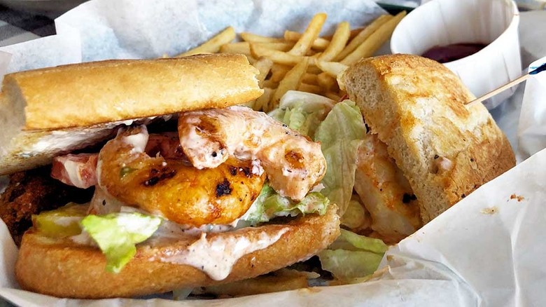 Fried shrimp po'boy sandwich