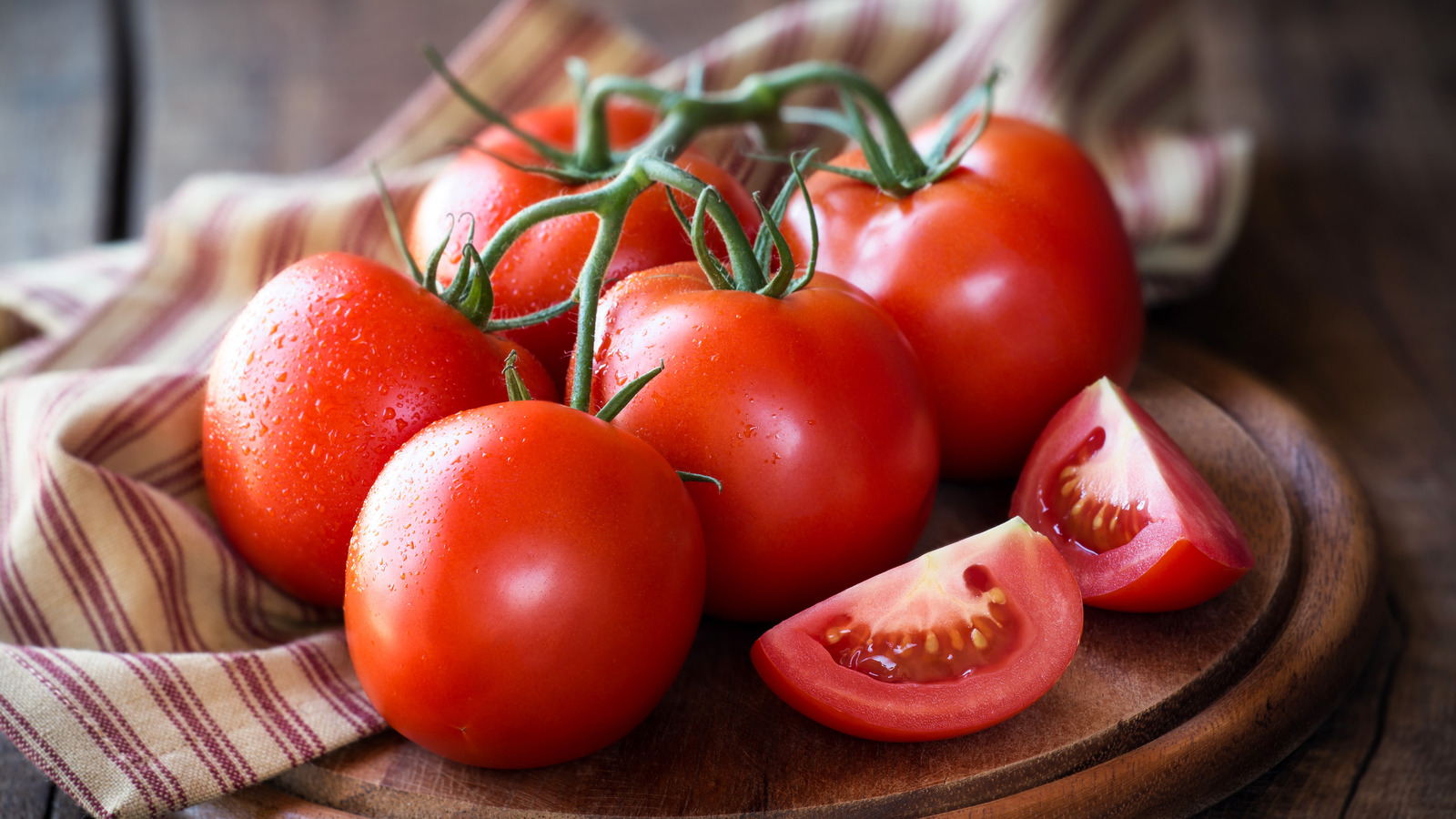 Найкращий секрет зберігання свіжих помідорів