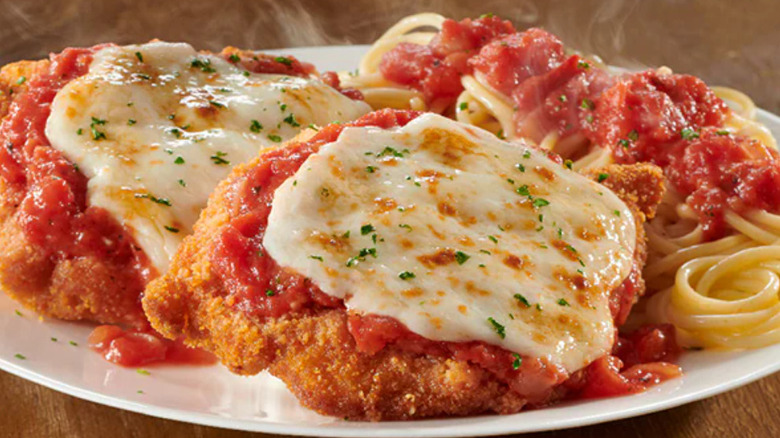 Olive Garden's chicken parmigiana