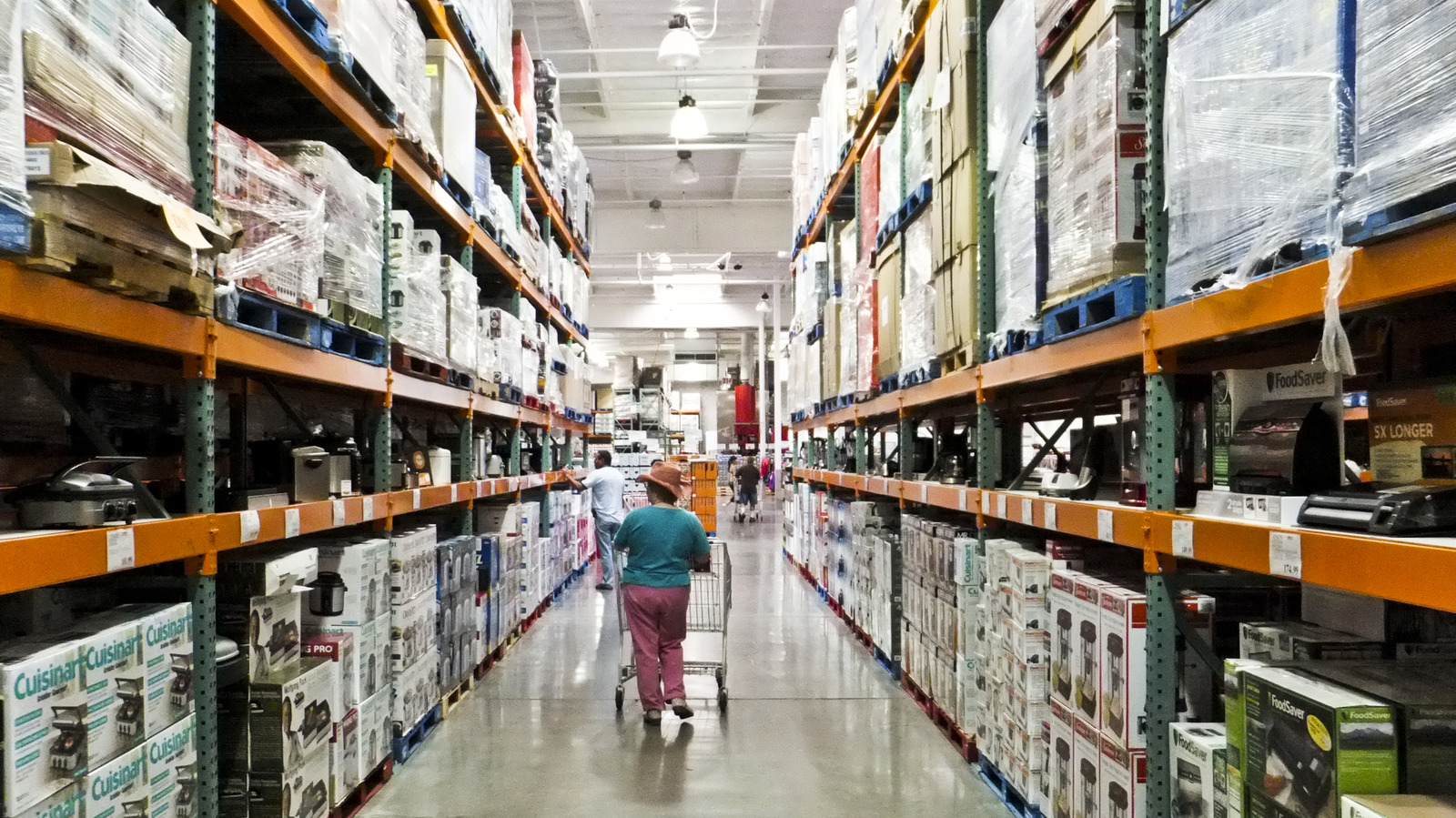 The Best Time To Shop At Costco To Avoid The Biggest Crowds – Chowhound