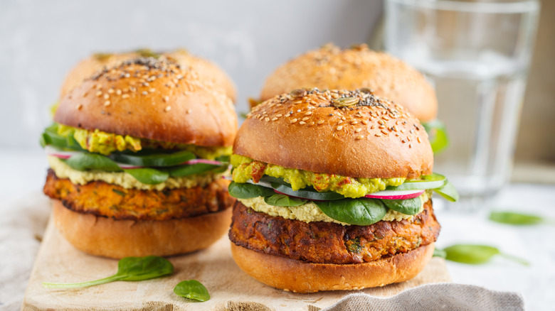 Veggie burger with guacamole