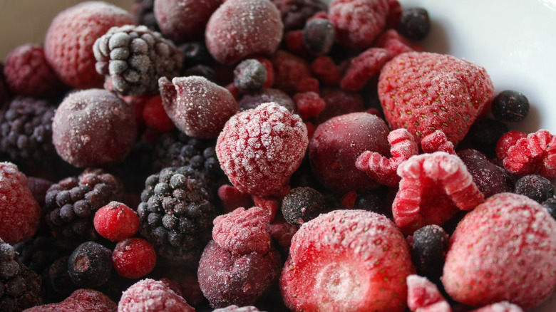 frozen assorted berries