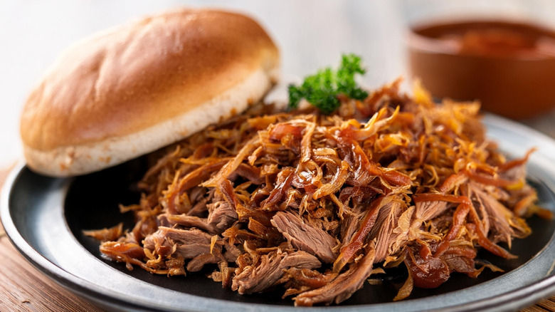 Pulled pork platter